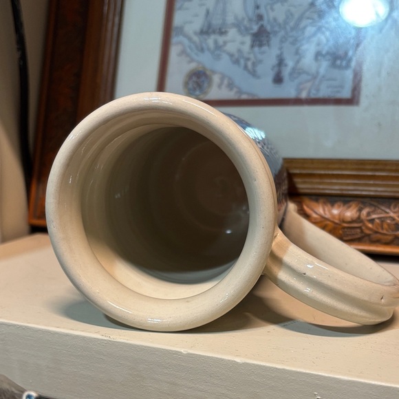 Mt. Rainier Ceramic Mug - Blue and Cream - Picture 4 of 6